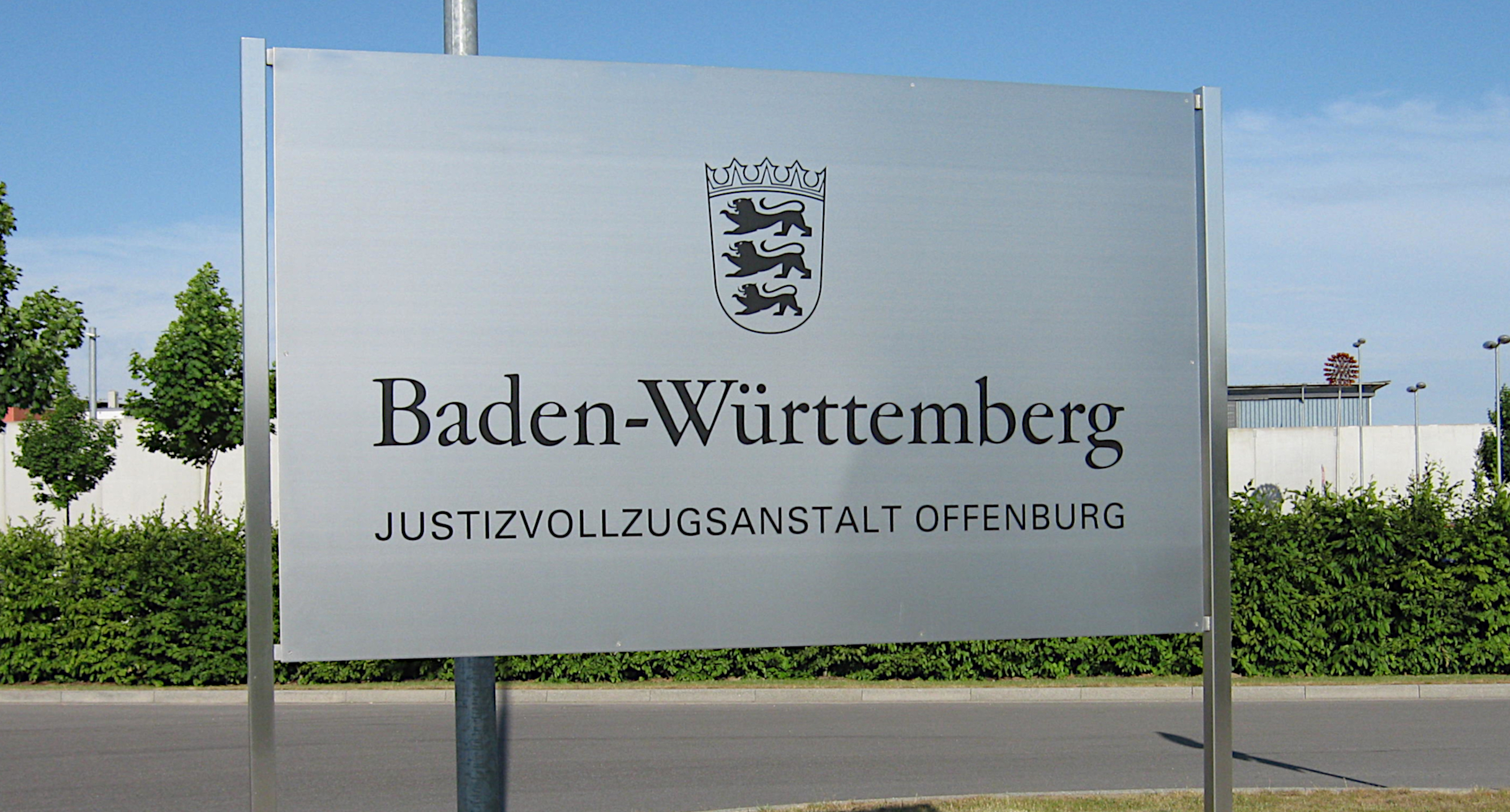 Parkplatztafel der Justizvollzugsanstalt Offenburg